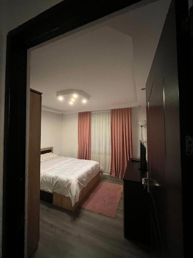 Apartament Mattias Călimăneşti Exterior foto